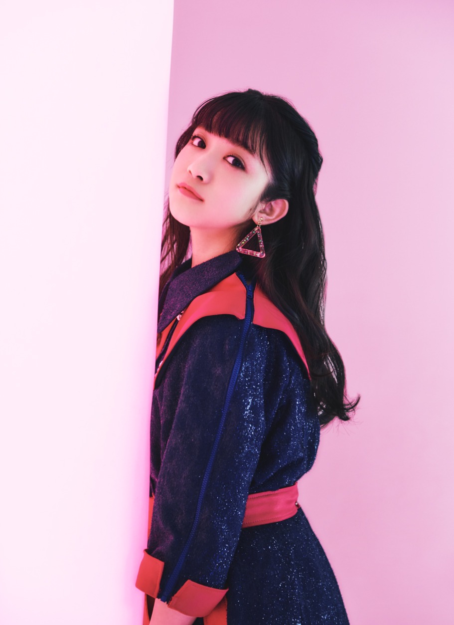 新井ひとみ