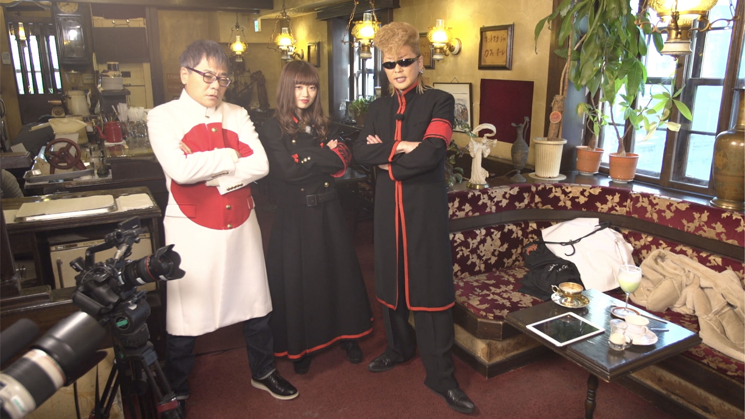 左からいとうせいこう、中井りか、綾小路翔。(c)フジテレビ