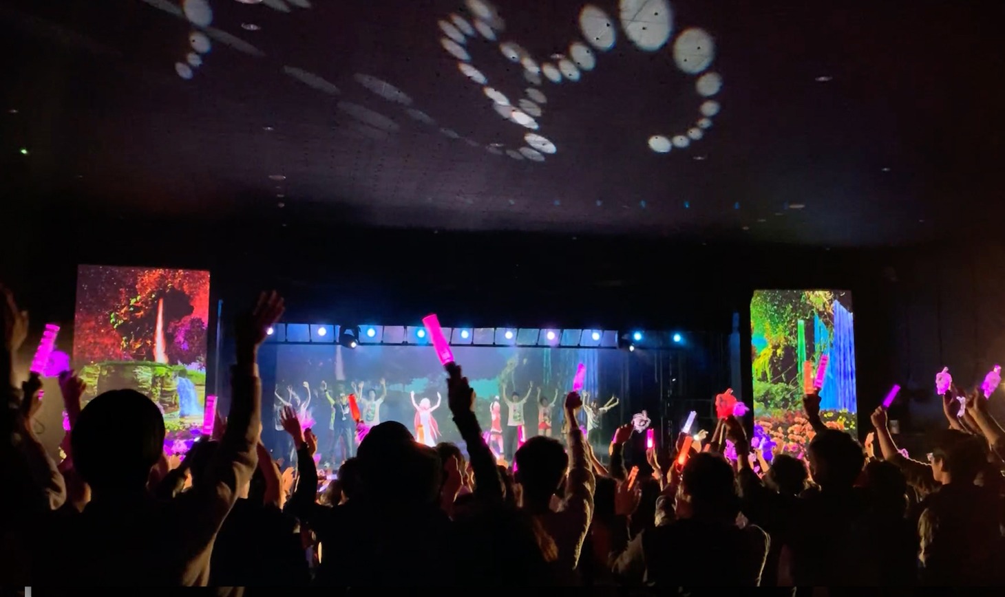 「ARIA」神奈川・DMM VR THEATER公演の様子。（Photo by Yoshihiro Yoshikawa）