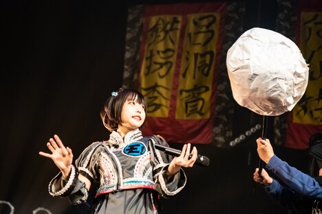 戦車の弾が止まって見えているあの。（Photo by shinz）