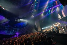 本日2月3日に行われた「Going Going WACK TOUR」大阪・なんばHatch公演でのBiS。（Photo by kenta sotobayashi）