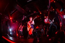 藤田恵名「シュガーラボpresents完全体解体ワンマンライブ」の様子。