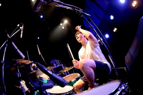 池本雄季（Dr, Cho / SHANK）（撮影：半田安政［Showcase］）