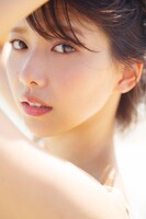 渡邉理佐1st写真集（タイトル未定）より。（撮影：倉本GORI）