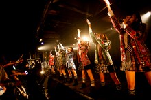「PiiiiiiiN 愛ある青春 1st ONEMAN LIVE」の様子。（写真提供：スターレイプロダクション）