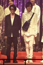 左からTERU、DAIGO。