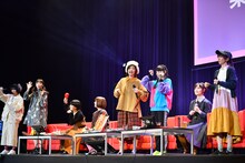 Negiccoの「楽園の余韻」を歌うエビ中。