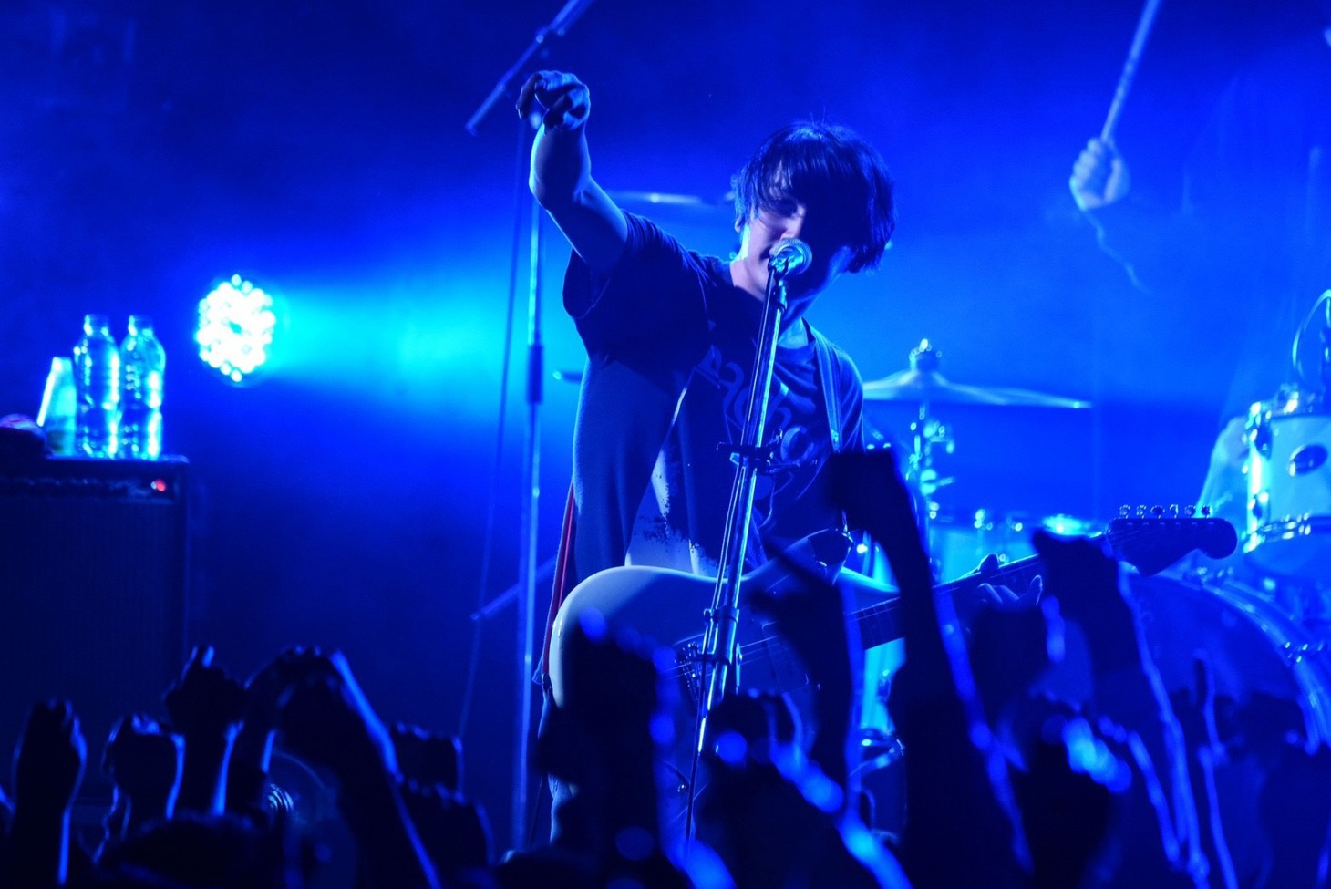 横山優也（Vo, G）（Photo by MASANORI FUJIKAWA）