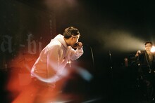 「Hana-bi」をパフォーマンスするVaVaとBIM。（Photo by Ryohei Anbo）