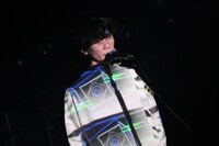 門田匡陽（Vo, G）（写真提供：株式会社ハイウェイスター）