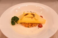 「ホイのチキンオムライス」