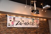 「The Zemeckises Cafe at Gamran Ball」の様子。