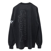 ブレンダン・ファウラーがデザインを手がけたロングTシャツ。