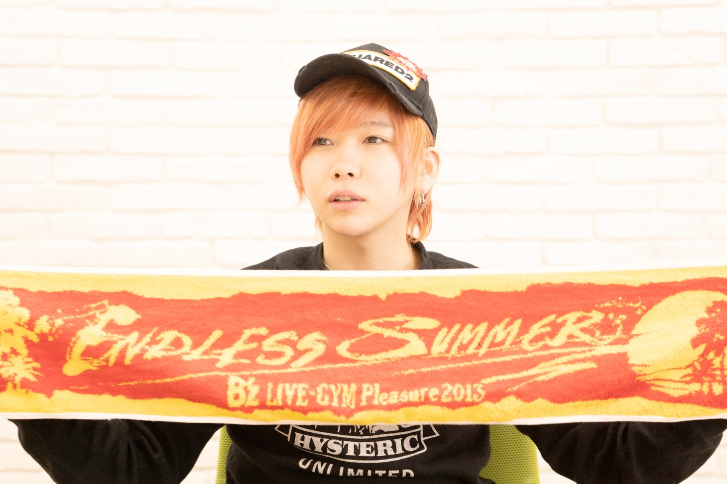 「B'z LIVE-GYM Pleasure 2013 -ENDLESS SUMMER-」で購入したマフラータオル。