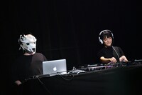 左からSerph、ami。