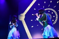 amiinA「Falconia ～touch on the horizon～」の様子。