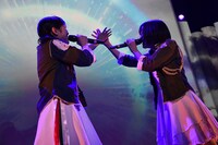 amiinA「Falconia ～touch on the horizon～」の様子。