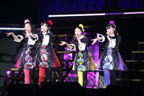 「ニッポン放送 ももいろクローバーZ ももクロくらぶxoxo ～バレンタイン DE NIGHT だぁ～Z！ 2019」2日目公演の様子。（写真提供：ニッポン放送）