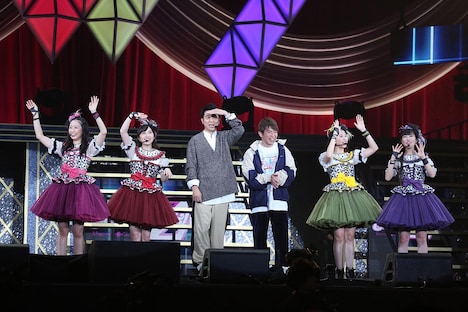 ももいろクローバーZとよゐこ。（写真提供：ニッポン放送）