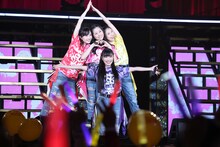 「ニッポン放送 ももいろクローバーZ ももクロくらぶxoxo ～バレンタイン DE NIGHT だぁ～Z！ 2019」2日目公演の様子。（写真提供：ニッポン放送）