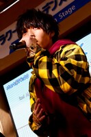 吉田仁人（撮影：小坂茂雄）