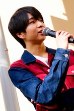 塩崎太智（撮影：小坂茂雄）