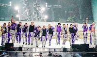 人気画像9位は「EXILE、88万人動員ツアー最終公演で『LDH PERFECT YEAR 2020』開催発表」より、「EXILE LIVE TOUR 2018-2019 "STAR OF WISH"」の様子。（写真提供：エイベックス）