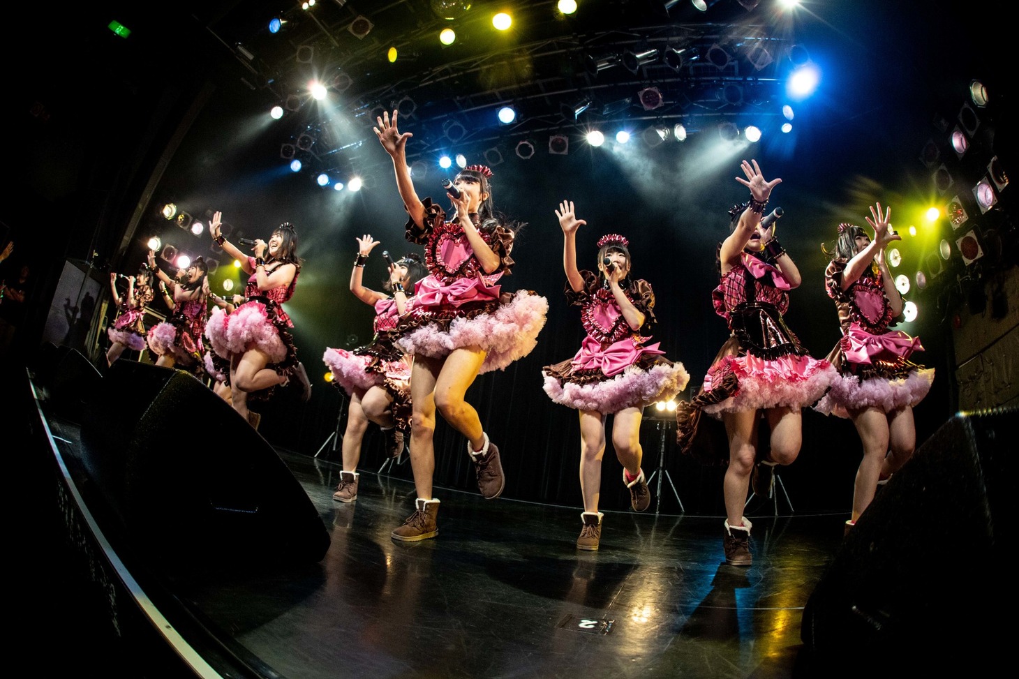 虹のコンキスタドール（撮影：石崎祥子）