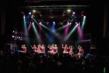 虹のコンキスタドール（撮影：石崎祥子）