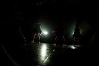 THERE THERE THERES（撮影：石崎祥子）