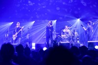 「THE BACK HORN 20th Anniversary『ALL TIME BESTワンマンツアー』～KYO-MEI祭り～」東京・日本武道館公演の様子。（Photo by RUI HASHIMOTO[SOUND SHOOTER]）