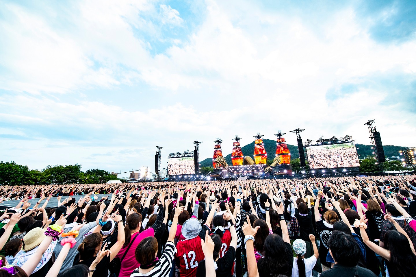 「GLAY x HOKKAIDO 150 GLORIOUS MILLION DOLLAR NIGHT Vol.3」の様子。