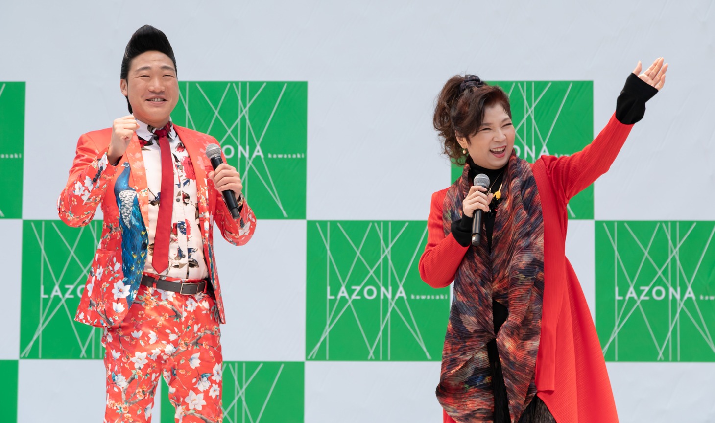 八代亜紀 with みやぞん（Photo by Tomokazu Tazawa）