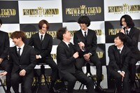 「PRINCE OF LEGEND」完成報告会見の様子。