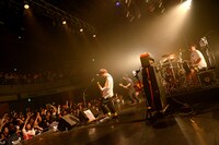 OVER ARM THROW（撮影：半田安政［showcase］）