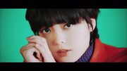 欅坂46「Nobody」ミュージックビデオのワンシーン。