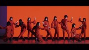 欅坂46「Nobody」ミュージックビデオのワンシーン。