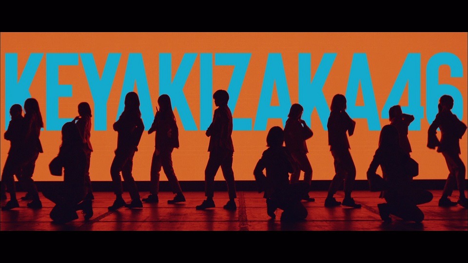 欅坂46「Nobody」ミュージックビデオのワンシーン。