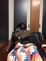 咲良菜緒とポール。