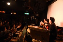 「ライブナタリー presents Respect! トークライブ Vol.1 ～勝手にBARBEE BOYS名曲総選挙～」の様子。