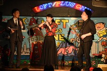 左からキクチウソツカナイ。、椿鬼奴、レイザーラモンRG。