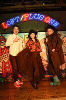 左からキクチウソツカナイ。、椿鬼奴、レイザーラモンRG。