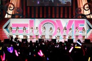 =LOVE「初めまして、＝LOVEです。」の様子。（写真提供：SACRA MUSIC）