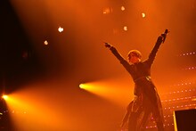 「蒼井翔太 LIVE 2019 WONDER lab. I」東京・武蔵野の森総合スポーツプラザ メインアリーナ公演の様子。（撮影：上飯坂一、藤森勇気）