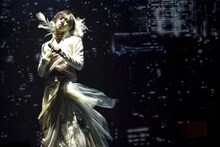 「蒼井翔太 LIVE 2019 WONDER lab. I」東京・武蔵野の森総合スポーツプラザ メインアリーナ公演の様子。（撮影：上飯坂一、藤森勇気）