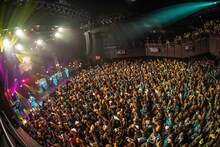 あゆみくりかまき「ボクらの熊魂2019～お前もまたぎにしてやろうか!!TOUR～」東京・マイナビBLITZ赤坂公演の様子。