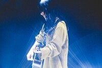 人気画像9位は「あいみょん初の武道館に1万4000人、万感の思いで歌った18曲」より、あいみょん。（撮影：鈴木友莉）