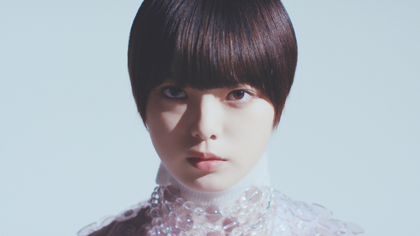 「ANREALAGE『CLEAR』CONCEPT MOVIE」のワンシーン。