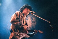 玉置周啓（Vo, G / MONO NO AWARE）（撮影：元）