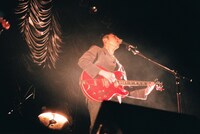 下津光史（Vo, G / 踊ってばかりの国）（撮影：元）